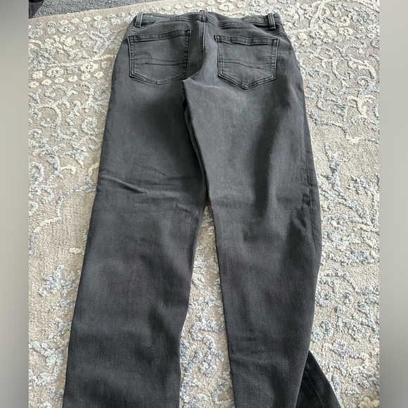 American Eagle Mom Jeans - Picture 2 of 4